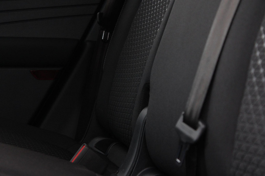 Ford Kuga 2.5 PHEV Titanium 243pk |  Driver Assistance Pack | Winterpack | Wegklapbare Trekhaak | Reserveband