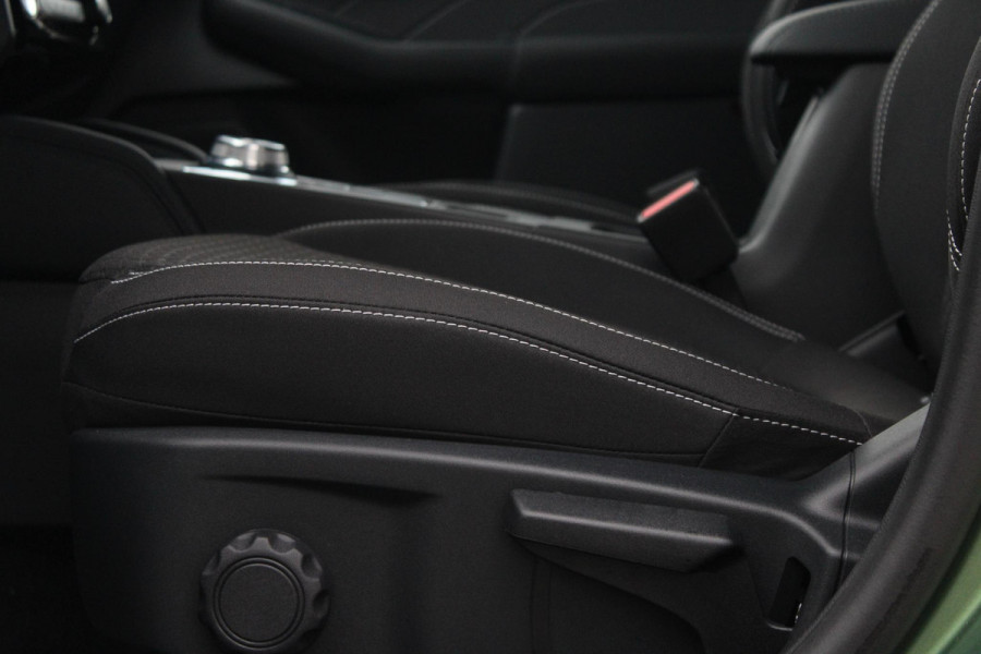 Ford Kuga 2.5 PHEV Titanium 243pk |  Driver Assistance Pack | Winterpack | Wegklapbare Trekhaak | Reserveband