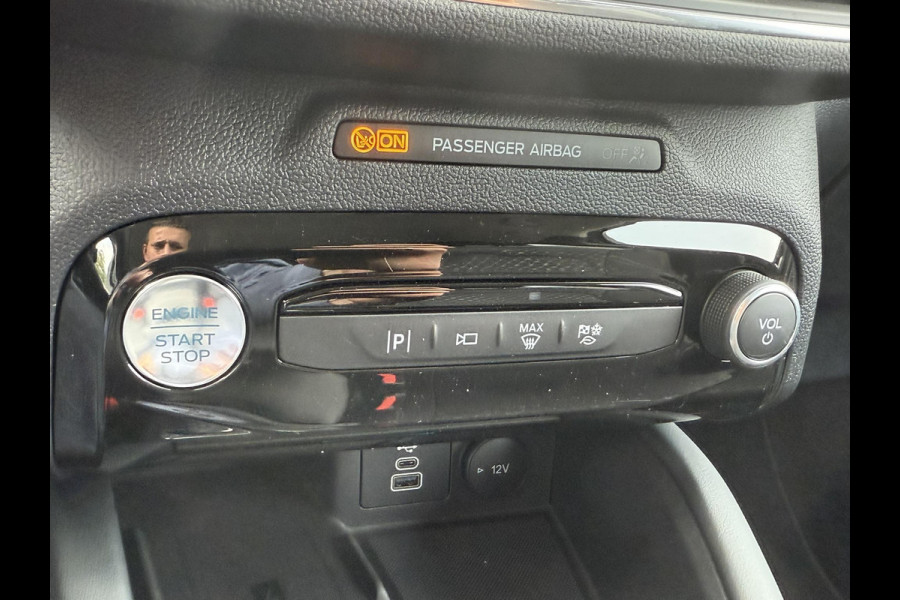 Ford Kuga 2.5 PHEV Titanium 243pk |  Driver Assistance Pack | Winterpack | Wegklapbare Trekhaak | Reserveband
