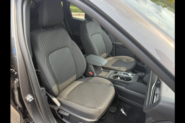 Ford Kuga 2.5 PHEV Titanium 243pk |  Driver Assistance Pack | Winterpack | Wegklapbare Trekhaak | Reserveband