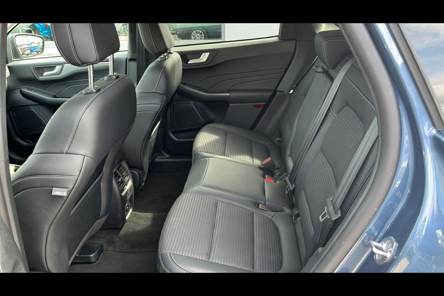 Ford Kuga 2.5 PHEV Titanium | zuid | 225pk | Driver Assistance Pack | Winterpack | Technology Pack | AGR Stoelen | All Season banden Cross Climate