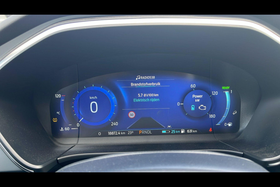 Ford Kuga 2.5 PHEV Titanium | zuid | 225pk | Driver Assistance Pack | Winterpack | Technology Pack | AGR Stoelen | All Season banden Cross Climate