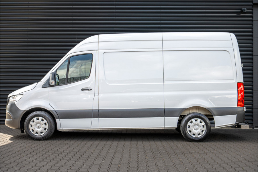 Mercedes-Benz Sprinter 317 CDI L2H2 Trekhaak - PDC