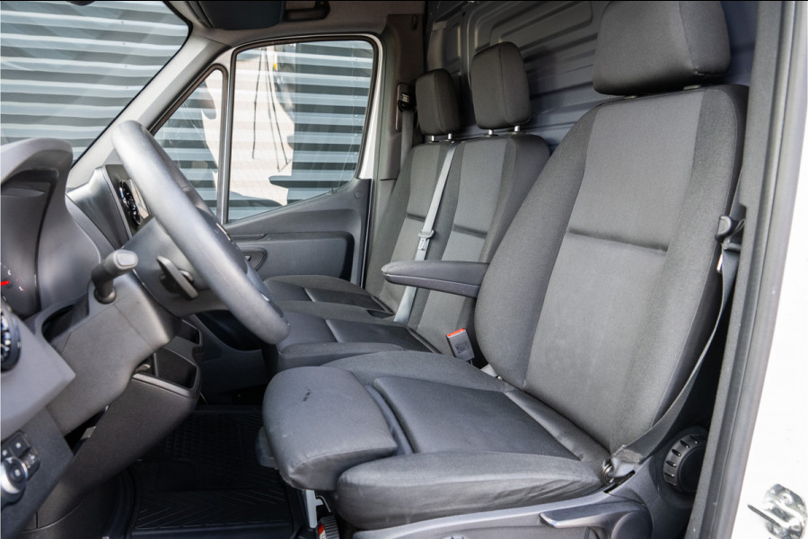 Mercedes-Benz Sprinter 317 CDI L2H2 Trekhaak - PDC