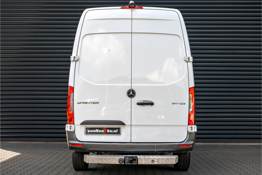 Mercedes-Benz Sprinter 317 CDI L2H2 Trekhaak - PDC
