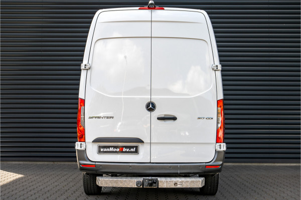 Mercedes-Benz Sprinter 317 CDI L2H2 Trekhaak - PDC