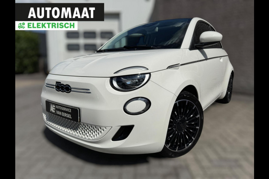 Fiat 500 RED 42 kWh PANORAMADAK / NAVIGATIE / CARPLAY / ZO GOED ALS NIEUW