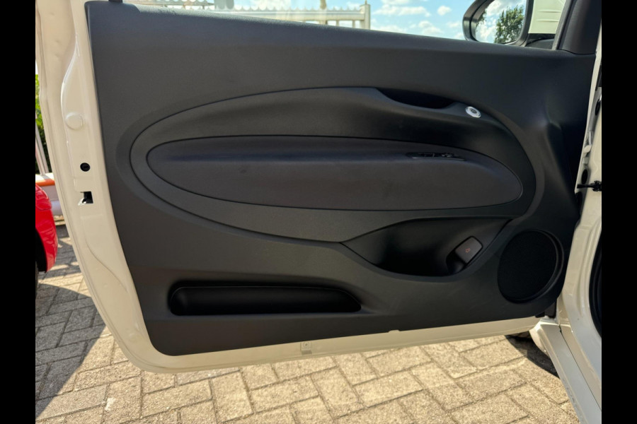 Fiat 500 RED 42 kWh PANORAMADAK / NAVIGATIE / CARPLAY / ZO GOED ALS NIEUW