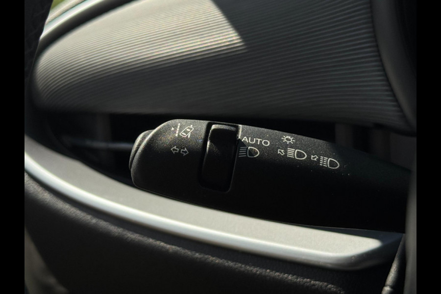 Fiat 500 RED 42 kWh PANORAMADAK / NAVIGATIE / CARPLAY / ZO GOED ALS NIEUW