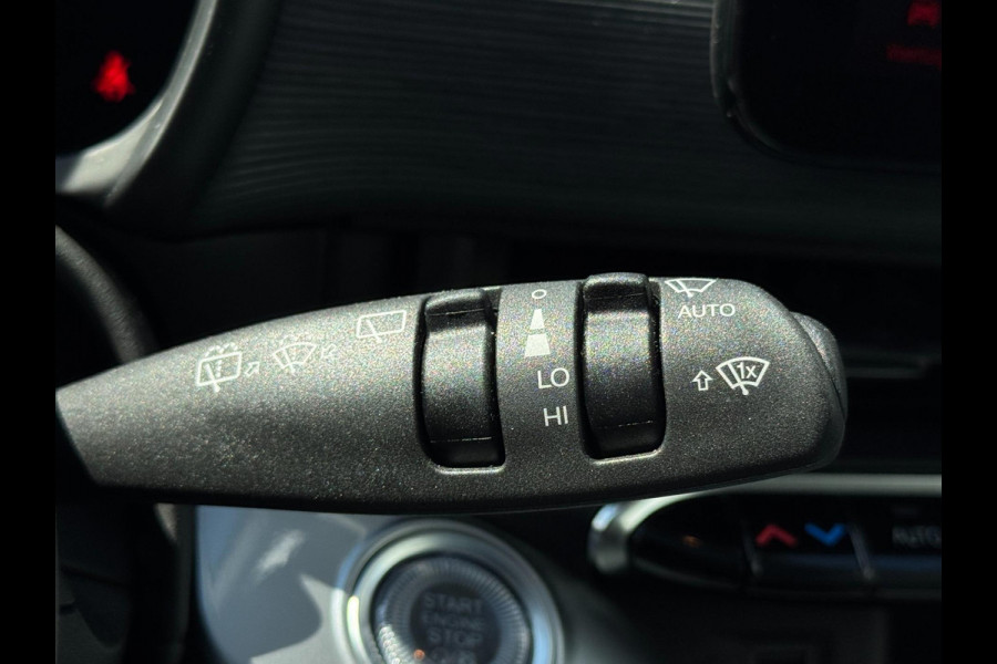 Fiat 500 RED 42 kWh PANORAMADAK / NAVIGATIE / CARPLAY / ZO GOED ALS NIEUW
