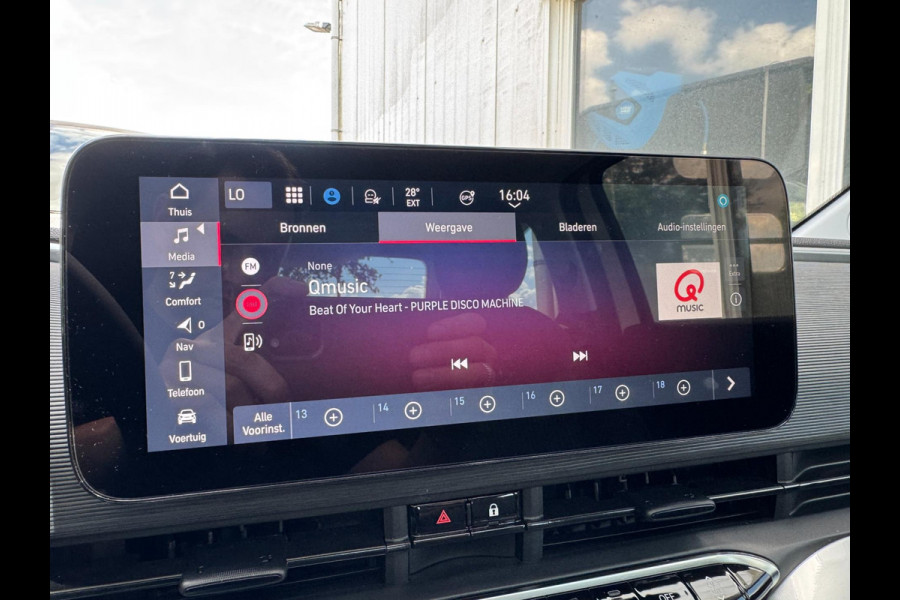 Fiat 500 RED 42 kWh PANORAMADAK / NAVIGATIE / CARPLAY / ZO GOED ALS NIEUW