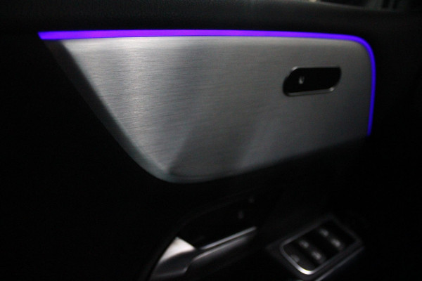 Mercedes-Benz B-Klasse 250e 218PK BUSINESS SOLUTION AMG NIGHT EDITION | NAVIGATIE | SFEERVERLICHTING | ACHTERUITRIJCAMERA | PARKEERSENSOREN VOOR / ACHTER | ALCANTARA / KUNSTLEDER BEKLEDING | VOORSTOELEN VERWARMBAAR | VERLICHTE INSTAPLIJSTEN | LICHTMETALEN AMG DUBBELSPAAKS VELGEN 18" | NIGHT PAKKET |