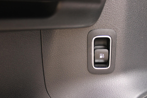 Mercedes-Benz B-Klasse 250e 218PK BUSINESS SOLUTION AMG NIGHT EDITION | NAVIGATIE | SFEERVERLICHTING | ACHTERUITRIJCAMERA | PARKEERSENSOREN VOOR / ACHTER | ALCANTARA / KUNSTLEDER BEKLEDING | VOORSTOELEN VERWARMBAAR | VERLICHTE INSTAPLIJSTEN | LICHTMETALEN AMG DUBBELSPAAKS VELGEN 18" | NIGHT PAKKET |