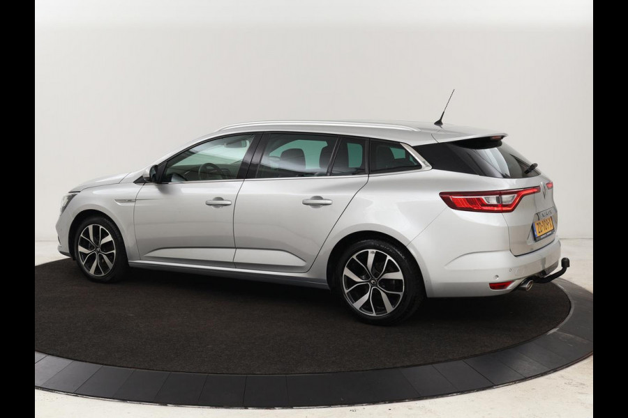 Renault Mégane 1.3 TCe Bose | Trekhaak | Camera | Carplay | Keyless | Navigatie | Climate control | Bose Sound | Park Assist | Half leder