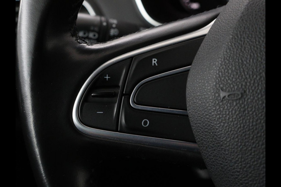 Renault Mégane 1.3 TCe Bose | Trekhaak | Camera | Carplay | Keyless | Navigatie | Climate control | Bose Sound | Park Assist | Half leder