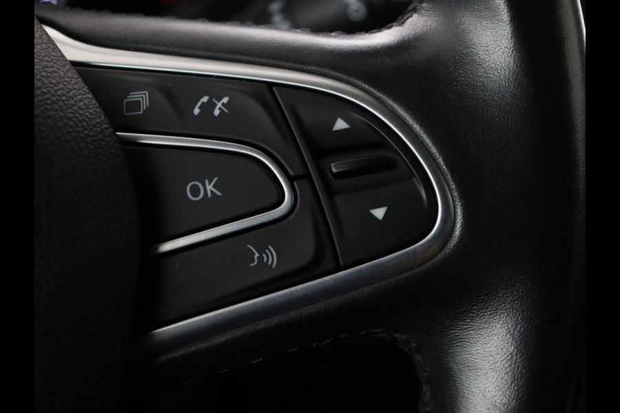 Renault Mégane 1.3 TCe Bose | Trekhaak | Camera | Carplay | Keyless | Navigatie | Climate control | Bose Sound | Park Assist | Half leder