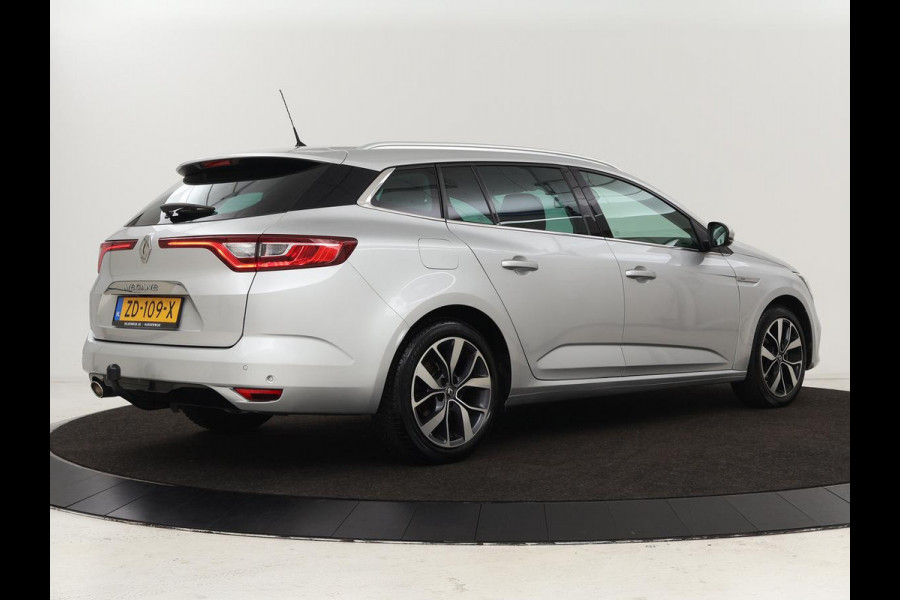 Renault Mégane 1.3 TCe Bose | Trekhaak | Camera | Carplay | Keyless | Navigatie | Climate control | Bose Sound | Park Assist | Half leder