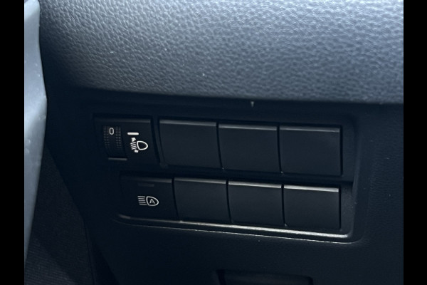 Toyota Yaris 1.5 Hybrid Launch Edition | HUD | 17 inch | Camera | Carplay