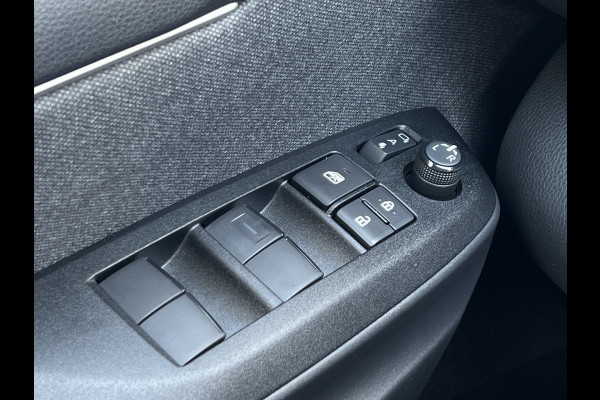 Toyota Yaris 1.5 Hybrid Launch Edition | HUD | 17 inch | Camera | Carplay