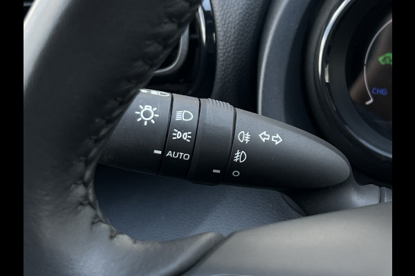 Toyota Yaris 1.5 Hybrid Launch Edition | HUD | 17 inch | Camera | Carplay