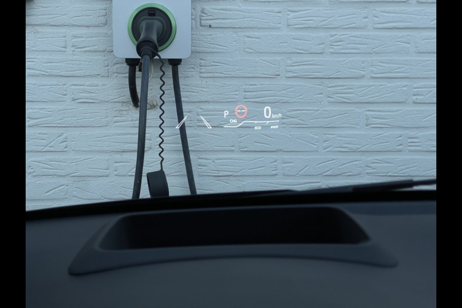 Toyota Yaris 1.5 Hybrid Launch Edition | HUD | 17 inch | Camera | Carplay