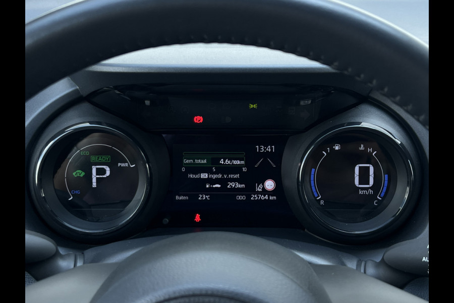 Toyota Yaris 1.5 Hybrid Launch Edition | HUD | 17 inch | Camera | Carplay