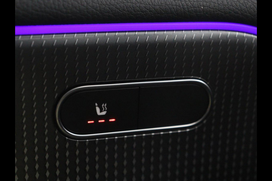 Mercedes-Benz B-Klasse 180 Business Solution Luxury | Leder | Stoelverwarming | Carplay | Sfeerverlichting | Camera | Widescreen | Full LED | Navigatie
