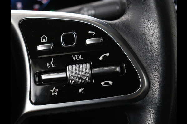 Mercedes-Benz B-Klasse 180 Business Solution Luxury | Leder | Stoelverwarming | Carplay | Sfeerverlichting | Camera | Widescreen | Full LED | Navigatie