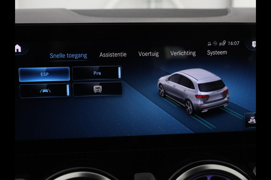 Mercedes-Benz B-Klasse 180 Business Solution Luxury | Leder | Stoelverwarming | Carplay | Sfeerverlichting | Camera | Widescreen | Full LED | Navigatie