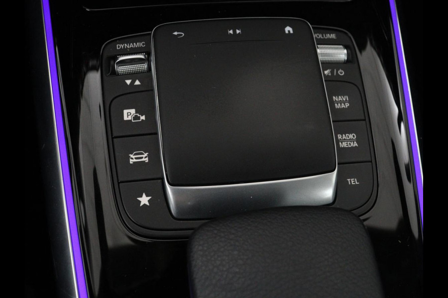 Mercedes-Benz B-Klasse 180 Business Solution Luxury | Leder | Stoelverwarming | Carplay | Sfeerverlichting | Camera | Widescreen | Full LED | Navigatie