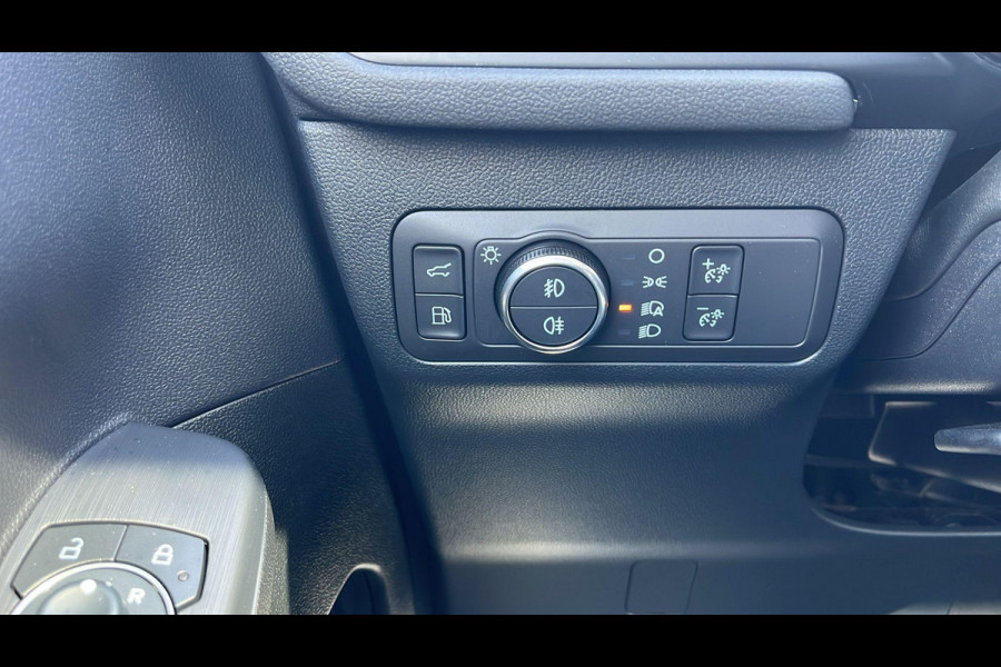 Ford Kuga 2.5 PHEV ST-Line X 225pk | Driver Assistance Pack | Panoramadak | Winterpack | Technology Pack | AGR Stoelen | 19 inch Lichtmetaal | Verlengde Fabrieksgarantie tot 04-2028