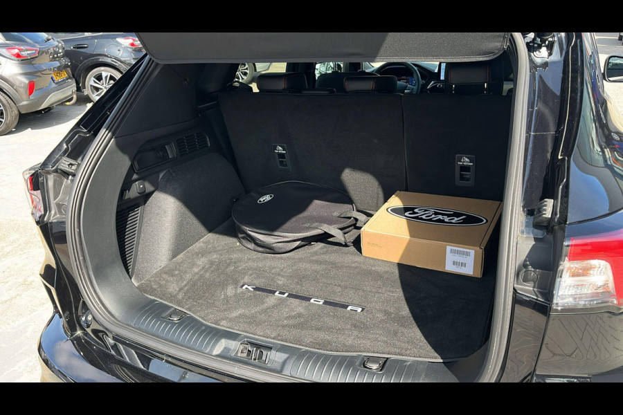 Ford Kuga 2.5 PHEV ST-Line X 225pk | Driver Assistance Pack | Panoramadak | Winterpack | Technology Pack | AGR Stoelen | 19 inch Lichtmetaal | Verlengde Fabrieksgarantie tot 04-2028