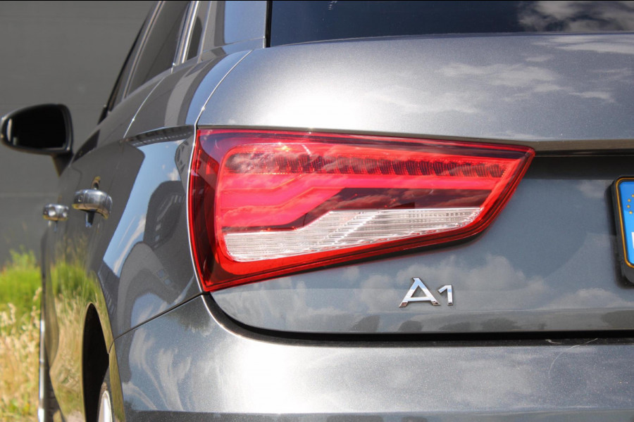 Audi A1 Sportback 1.0 TFSI Advance Sport S-Line !!NIEUWBINNEN!!