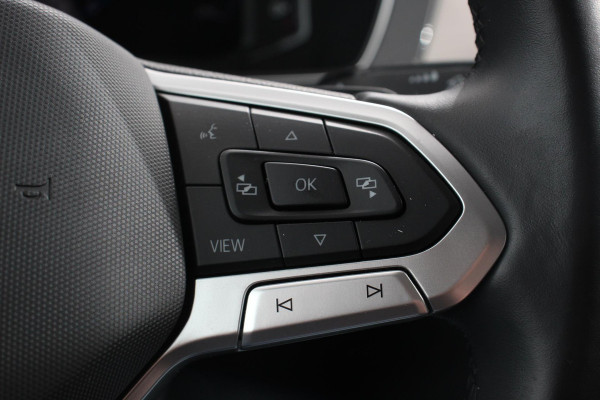 Volkswagen Passat Variant 1.5 TSI 150pk DSG Elegance Plus Pro | Navigatie | Camera | Climate Control | Adaptive Cruise Control | Elektrische Achterklep | Lane Assist | LED | DAB |