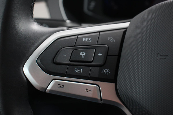 Volkswagen Passat Variant 1.5 TSI 150pk DSG Elegance Plus Pro | Navigatie | Camera | Climate Control | Adaptive Cruise Control | Elektrische Achterklep | Lane Assist | LED | DAB |