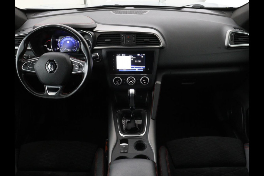 Renault Kadjar 1.3 TCe Black Edition | Stoelverwarming | Carplay | Keyless | Camera | Leder/Alcantara | Full LED | Half leder | Bose Sound | Climate control