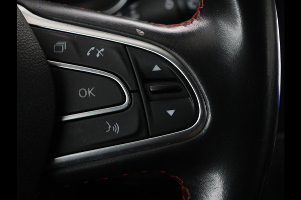 Renault Kadjar 1.3 TCe Black Edition | Stoelverwarming | Carplay | Keyless | Camera | Leder/Alcantara | Full LED | Half leder | Bose Sound | Climate control