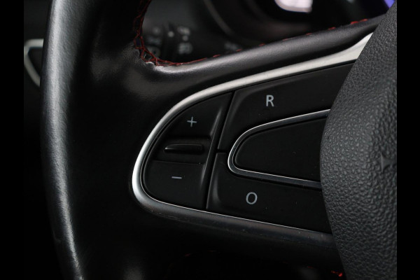 Renault Kadjar 1.3 TCe Black Edition | Stoelverwarming | Carplay | Keyless | Camera | Leder/Alcantara | Full LED | Half leder | Bose Sound | Climate control