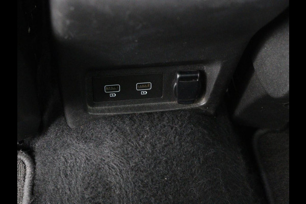 Renault Kadjar 1.3 TCe Black Edition | Stoelverwarming | Carplay | Keyless | Camera | Leder/Alcantara | Full LED | Half leder | Bose Sound | Climate control