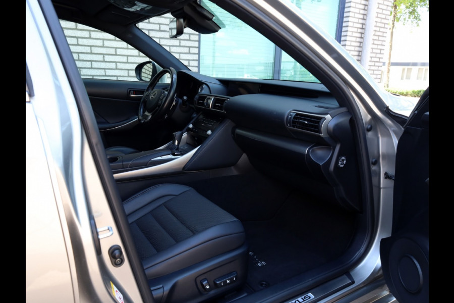 Lexus IS 300h Hybrid F-Sport Line | Mark Levinson | Schuifdak | Stoelvent