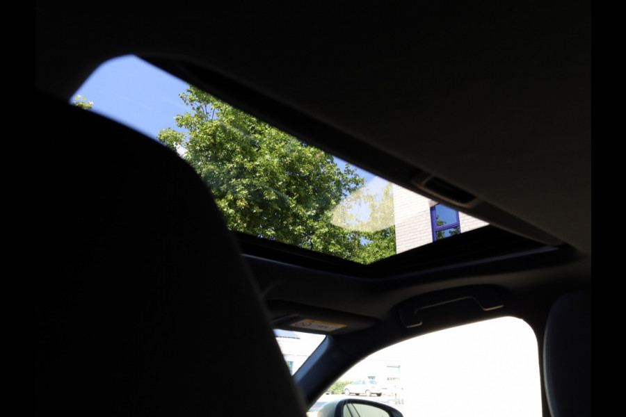 Lexus IS 300h Hybrid F-Sport Line | Mark Levinson | Schuifdak | Stoelvent