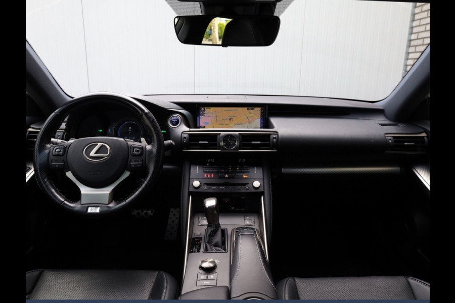 Lexus IS 300h Hybrid F-Sport Line | Mark Levinson | Schuifdak | Stoelvent