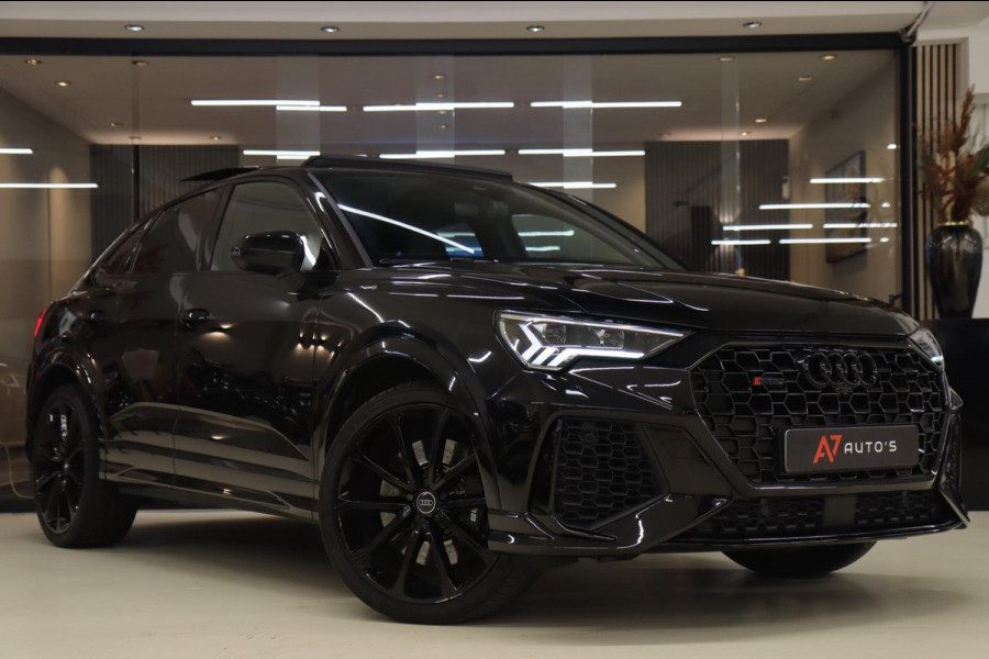 Audi RSQ3 Sportback TFSI RS Pano/Sonos/Camera/Carplay/RSStoelen/BOMVOL