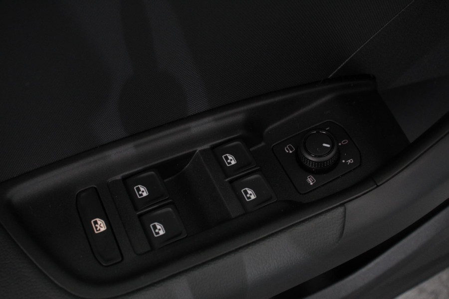 Audi A1 Sportback 25 TFSI Pro Line S-tronic | Navigatie | Climate Control | Virtual Cockpit | Parkeersensoren voor en achter | Lichtmetalen Velgen