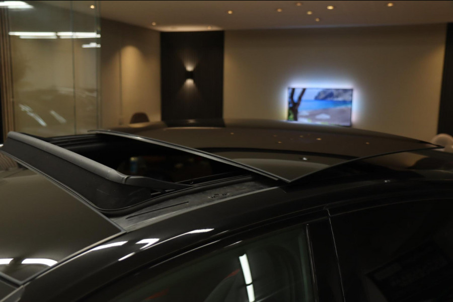 Audi RSQ3 Sportback TFSI RS Pano/Sonos/Camera/Carplay/RSStoelen/BOMVOL