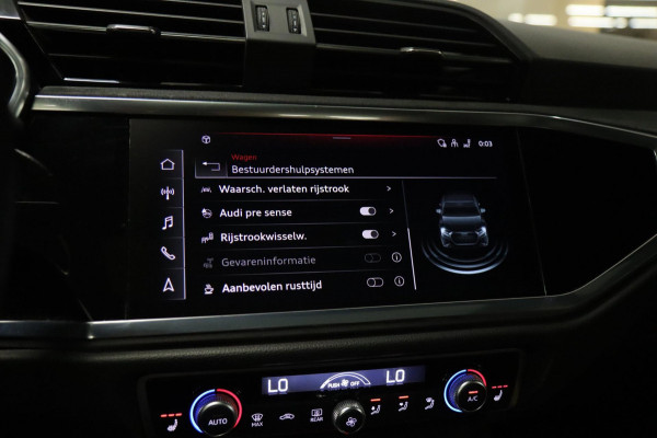 Audi RSQ3 Sportback TFSI RS Pano/Sonos/Camera/Carplay/RSStoelen/BOMVOL