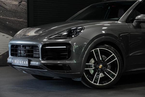 Porsche Cayenne 3.0 E-Hybrid *Sport-Chrono / PASM / Panorama / BOSE / Soft-Close / Surround-view*