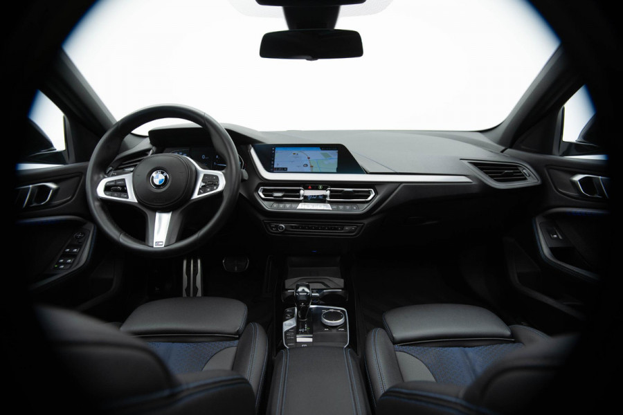 BMW 1-serie 118i High Executive |Pano|M-Pakket|Ambient|Cruise|