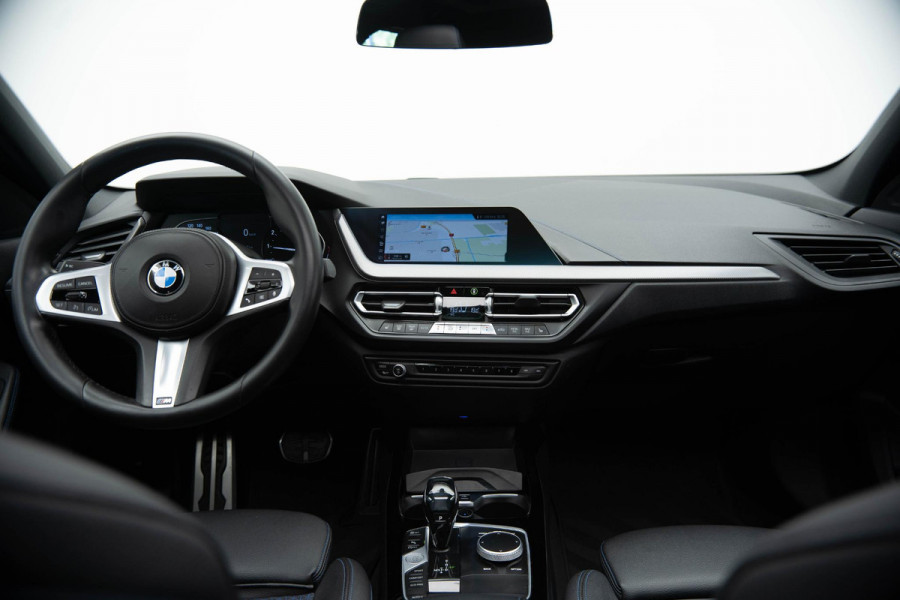 BMW 1-serie 118i High Executive |Pano|M-Pakket|Ambient|Cruise|