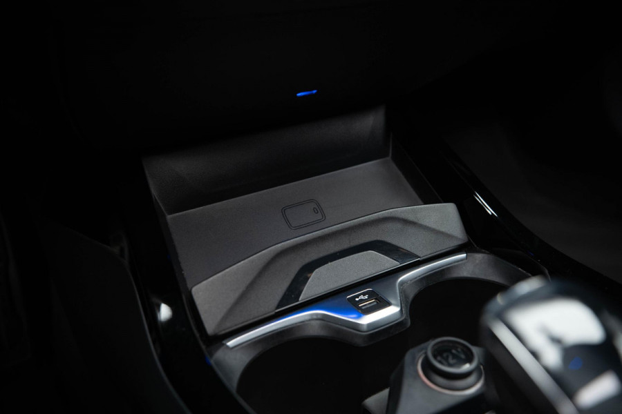 BMW 1-serie 118i High Executive |Pano|M-Pakket|Ambient|Cruise|